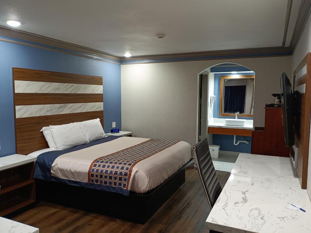 King Room interior